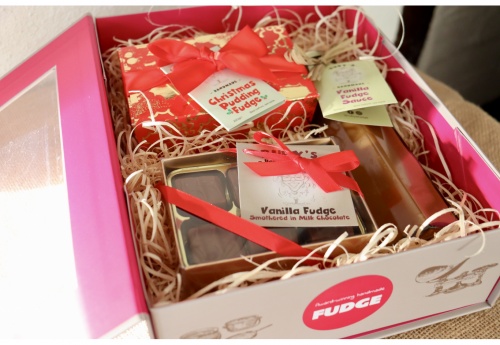 The Deluxe Christmas Fudge Hamper