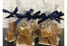 25 Fudge Wedding Favours/Party Bags